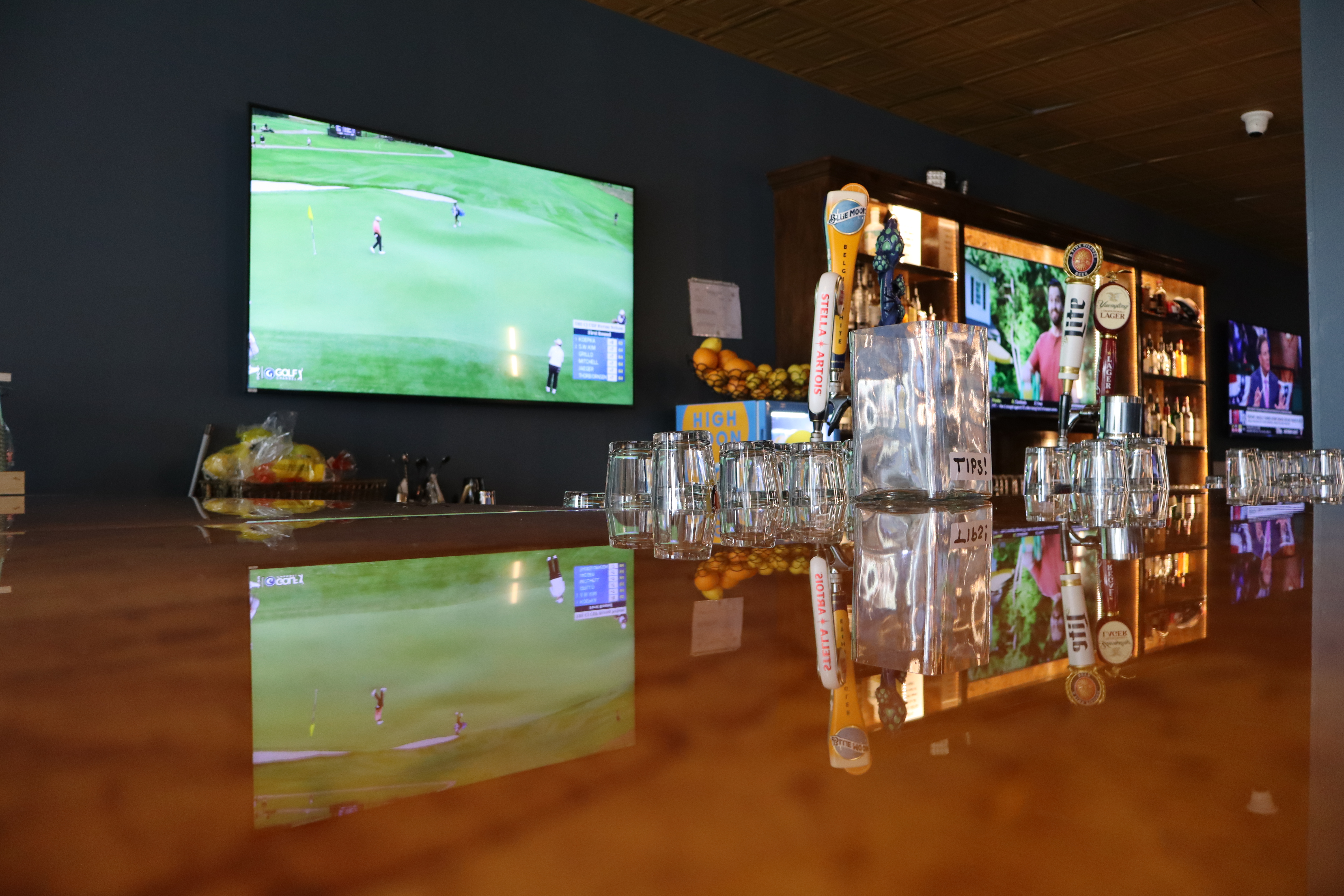 Taps and the game on screen