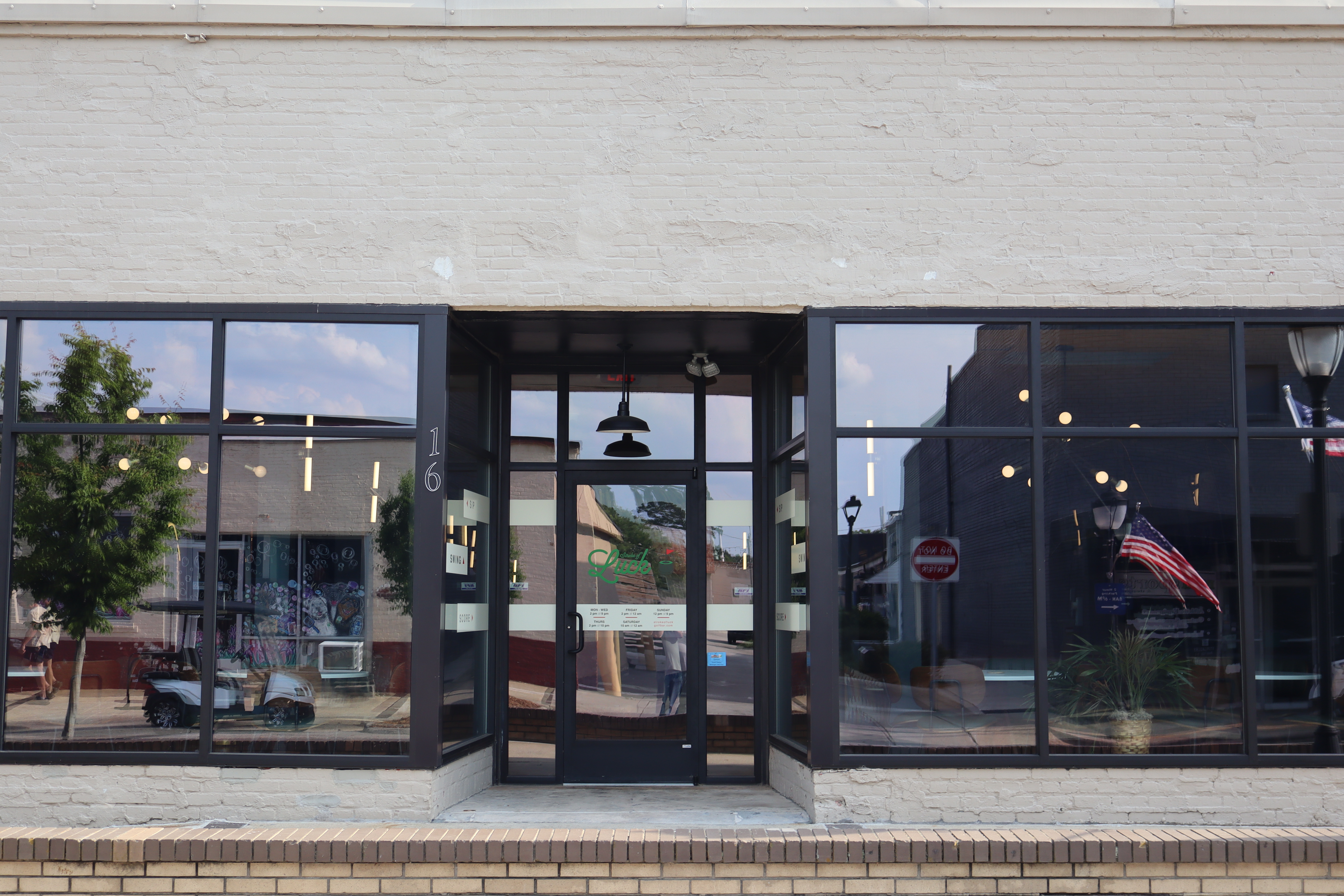 Stroke of Luck storefront